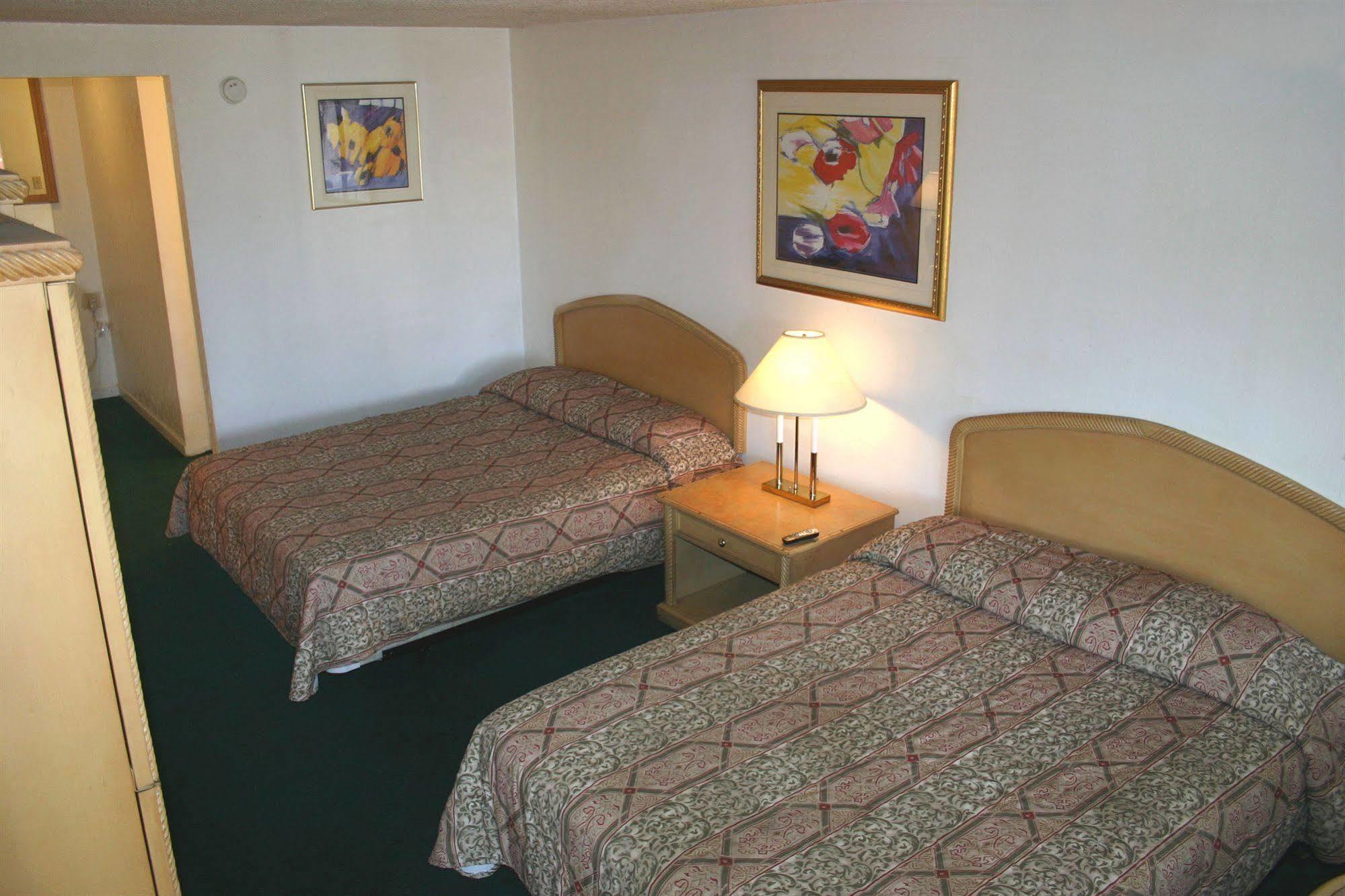 Motel Heritage Express 2*